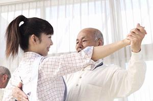 ホワイトニングなら東大阪市にある歯科クリニックへ