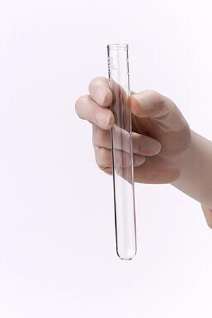 堺市の歯医者で歯の神経の治療を受ける