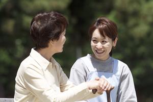 自然なバストアップを実現するアクアフィリング